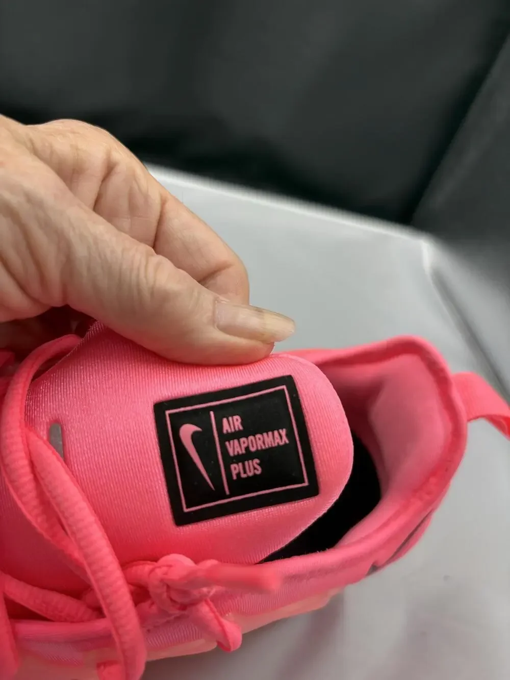 Nike Air VaporMax Plus Shoes Womens Size 7 Pink Running Sneaker Low Top